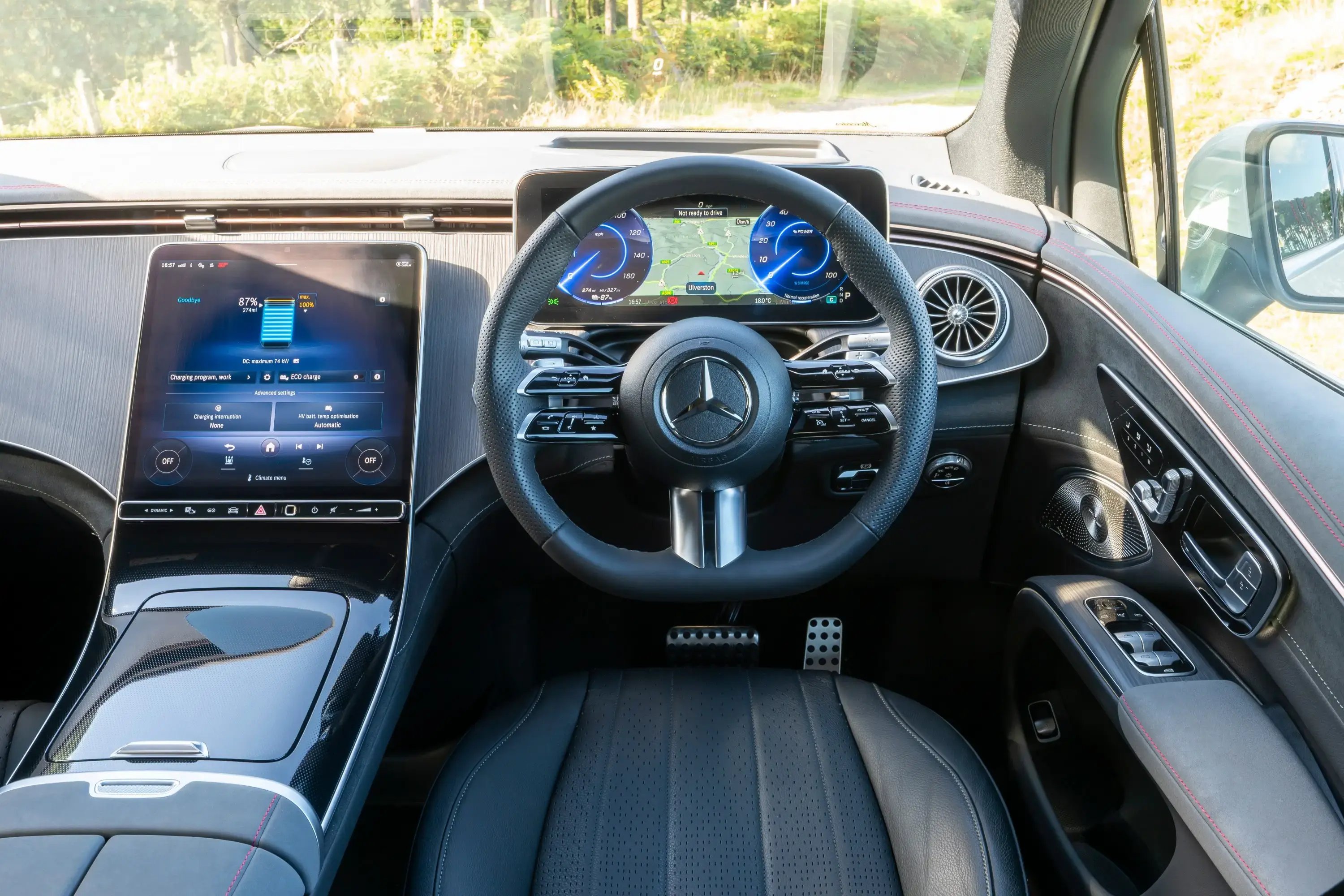 interior-Mercedes-Benz